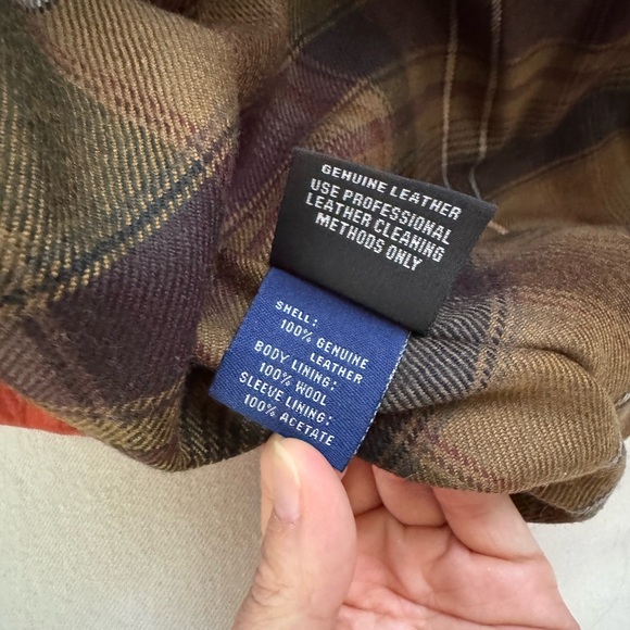 Leather Jacket 🍁 - Picture 4 of 4